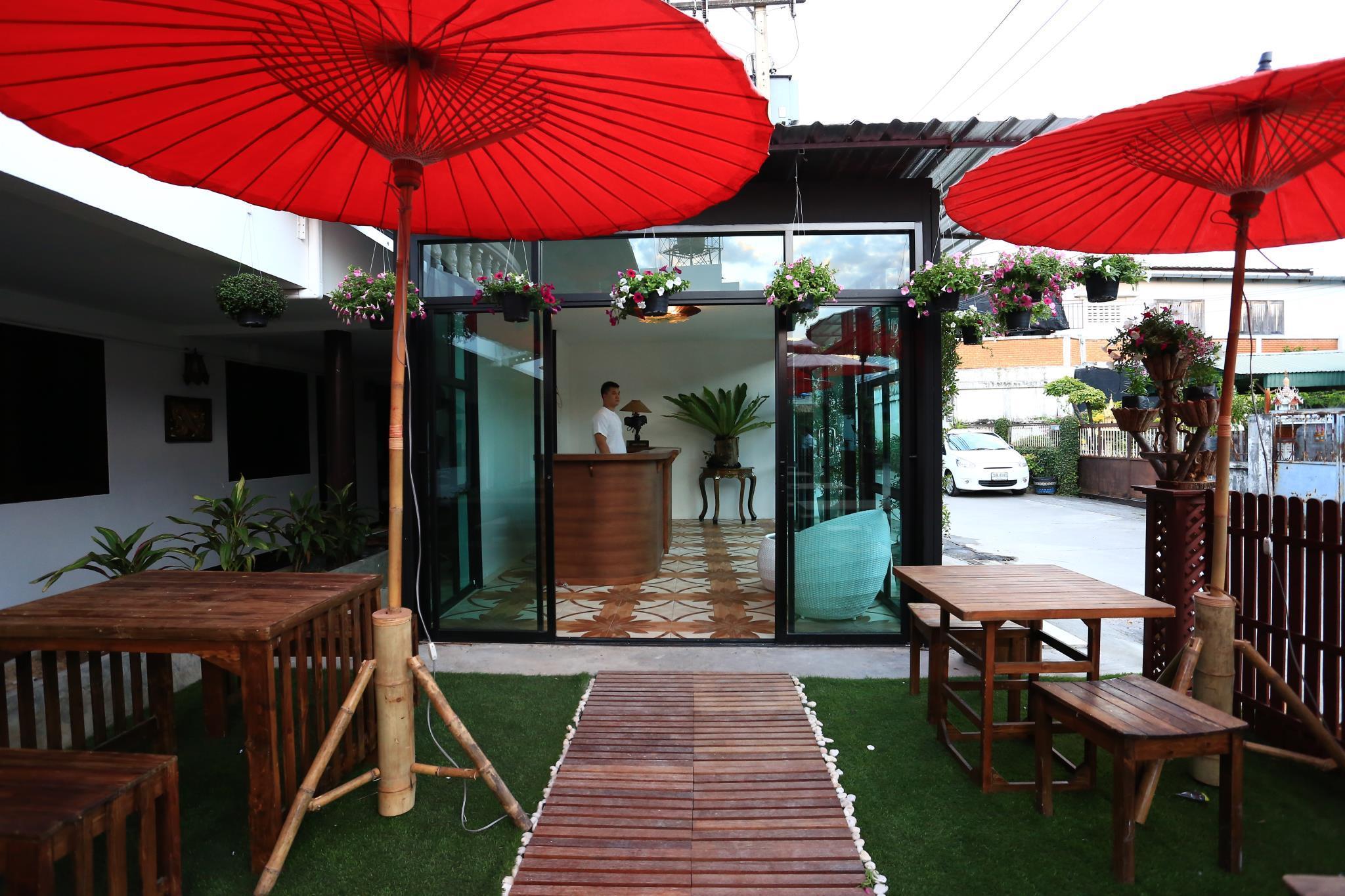 Pai Residence Chiangmai Gate Чиангмай Экстерьер фото